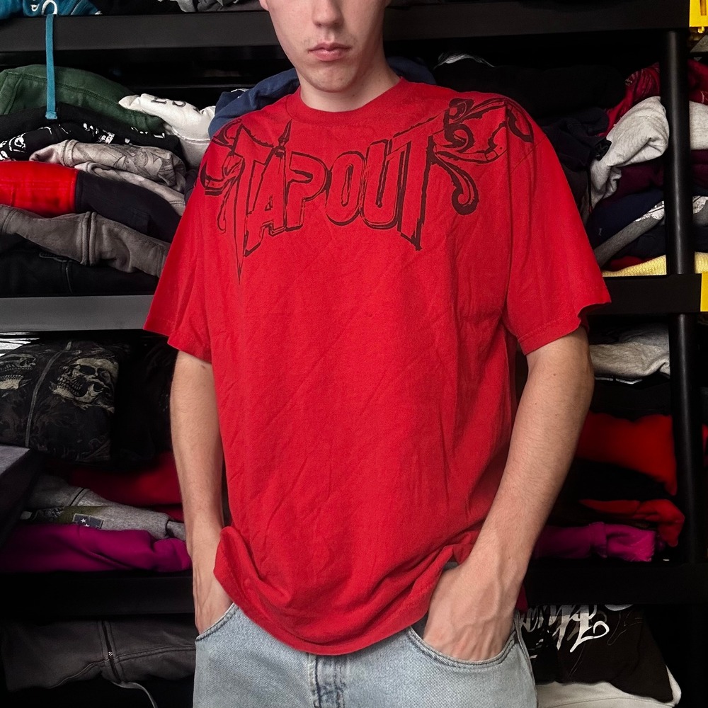Vintage Tapout Shirt Mens XL Red Graphic Tee Y2K MMA Skater‎ Streetwear Boxy Fit